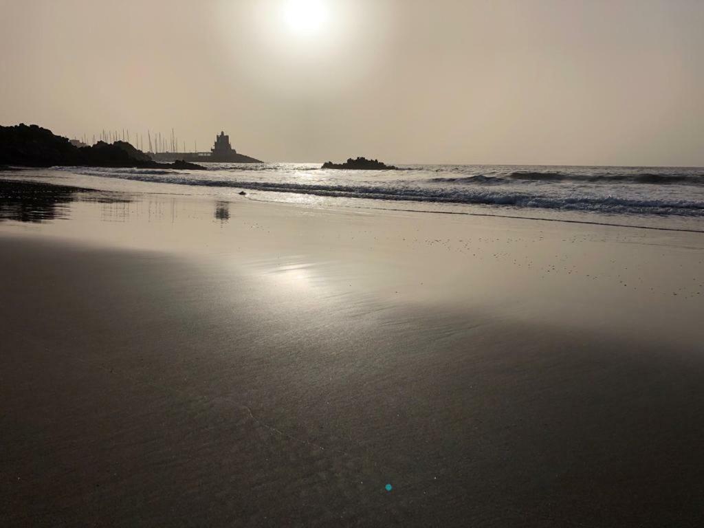 Апартаменты Las Galletas Vista Al Mar Con Wifi Арона Экстерьер фото